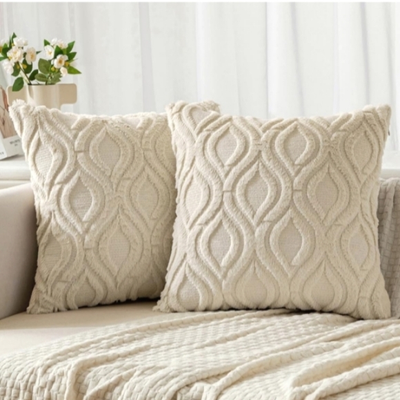 Set of 2 Cream Beige Soft 3D Chenille Faux Fur Pillow Covers 18x18 Throw Pillows